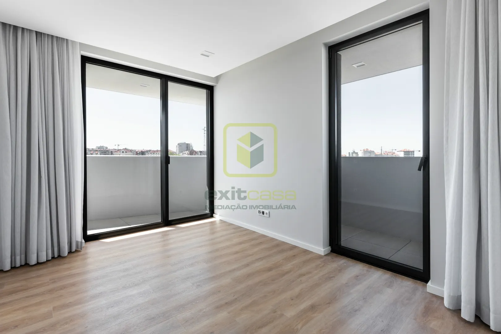Apartamento T3 - Gl�ria, Aveiro, Aveiro - Miniatura: 3/9