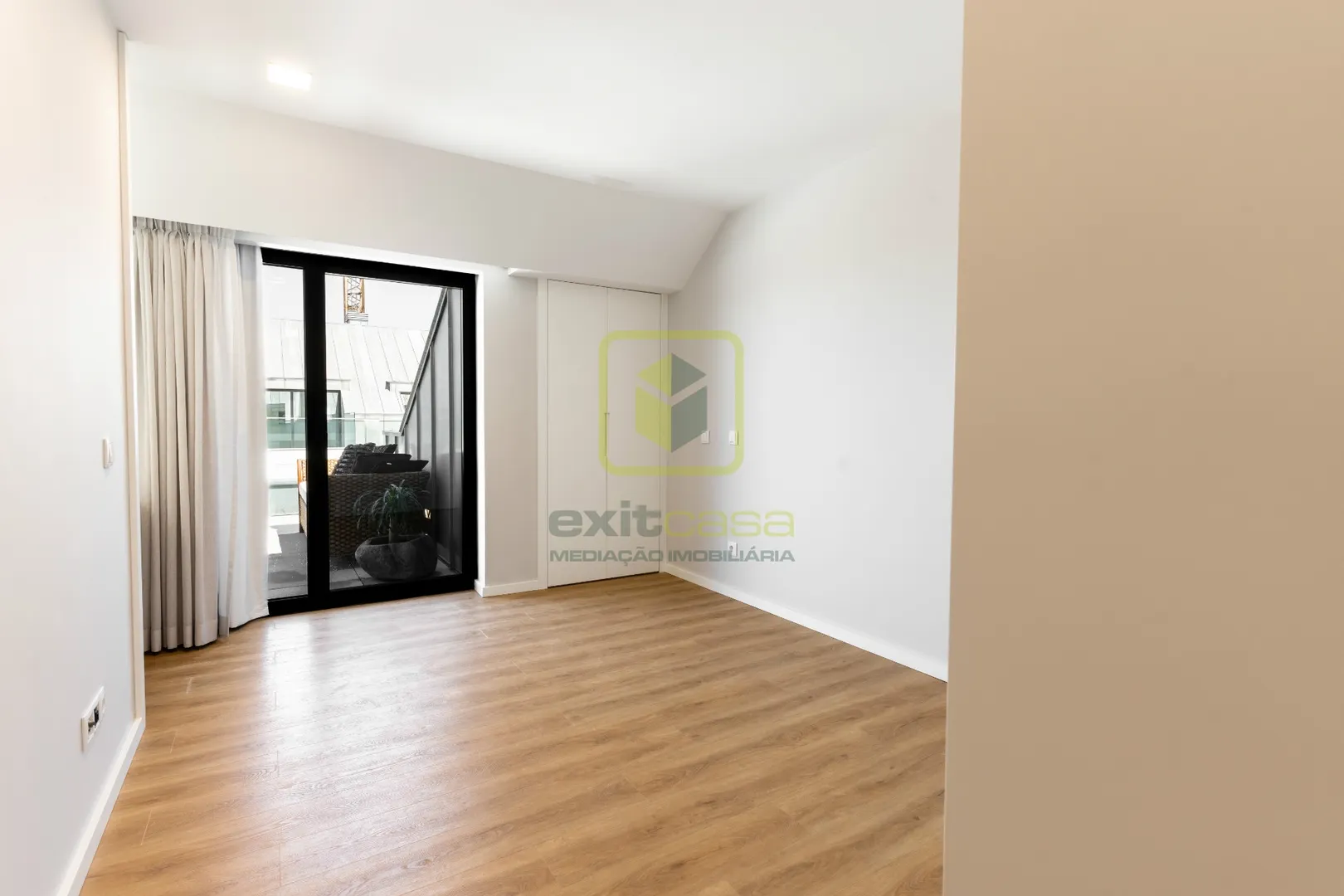Apartamento T3 - Gl�ria, Aveiro, Aveiro - Miniatura: 8/9