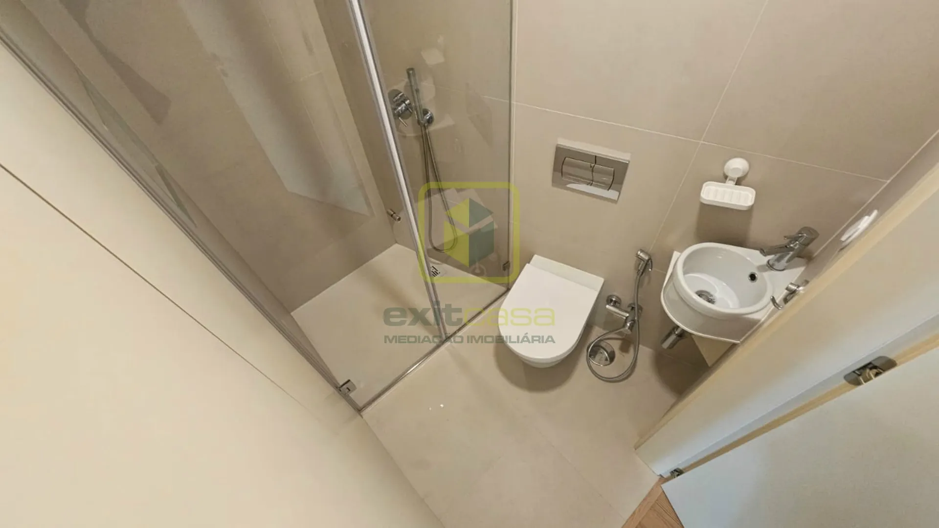 Apartamento T2 - Gl�ria, Aveiro, Aveiro - Miniatura: 4/9