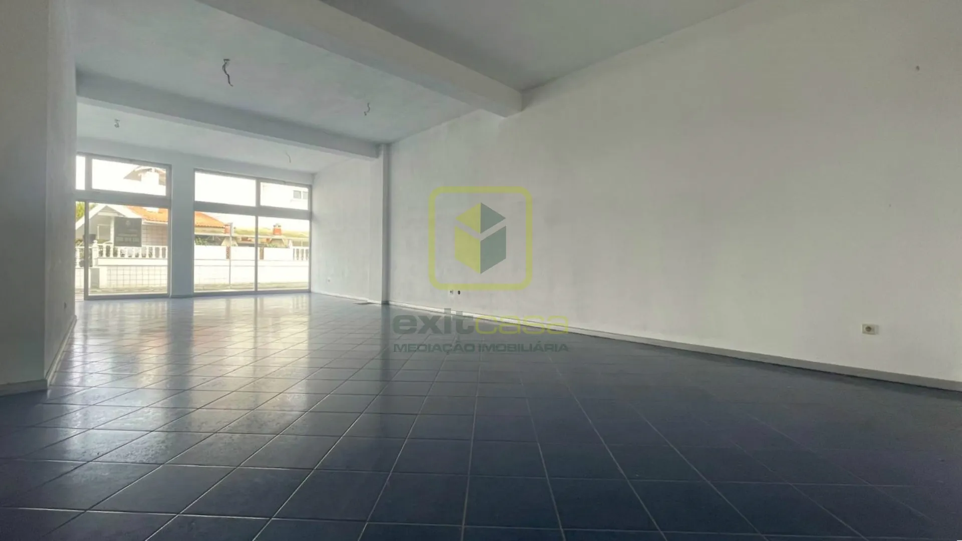 Loja T0 - S�o Bernardo, Aveiro, Aveiro