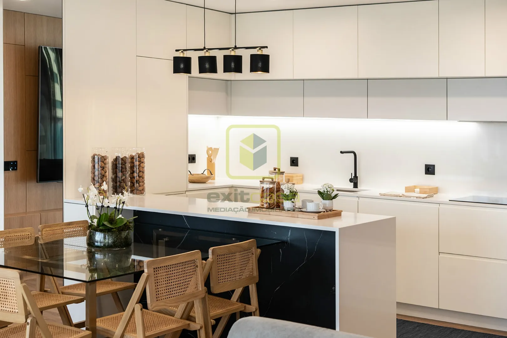 Apartamento T4 - Gl�ria, Aveiro, Aveiro - Miniatura: 4/9