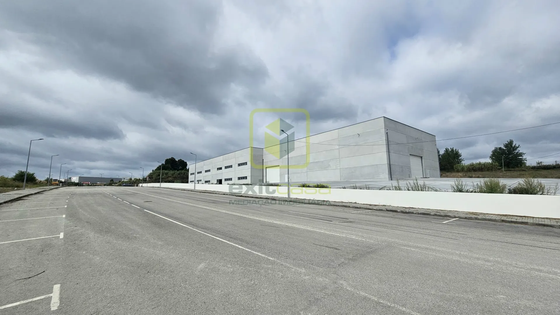 Armaz�m T0 - S�sa, Vagos, Aveiro - Imagem grande