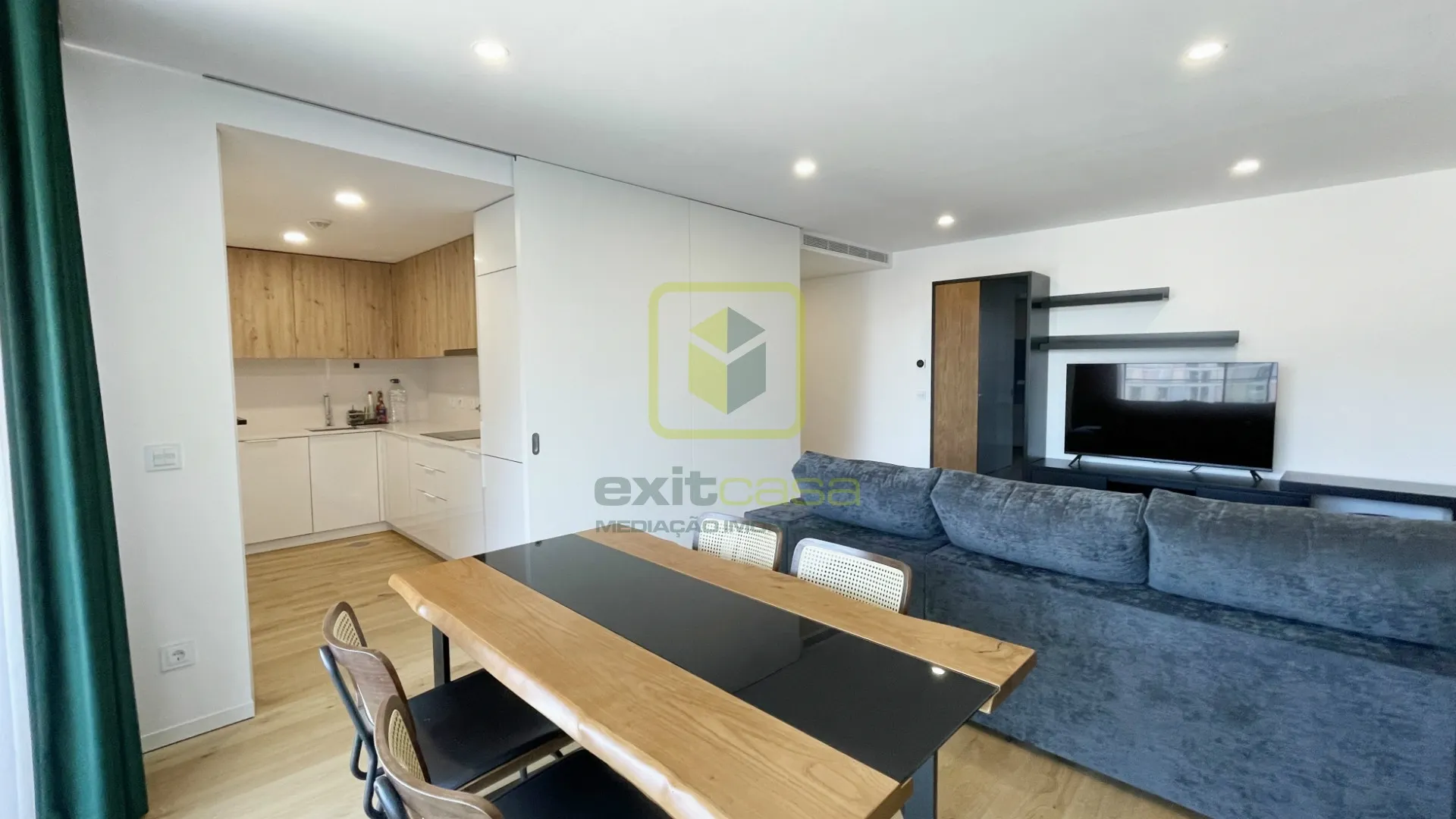 Apartamento T2 - Gl�ria, Aveiro, Aveiro - Miniatura: 2/9