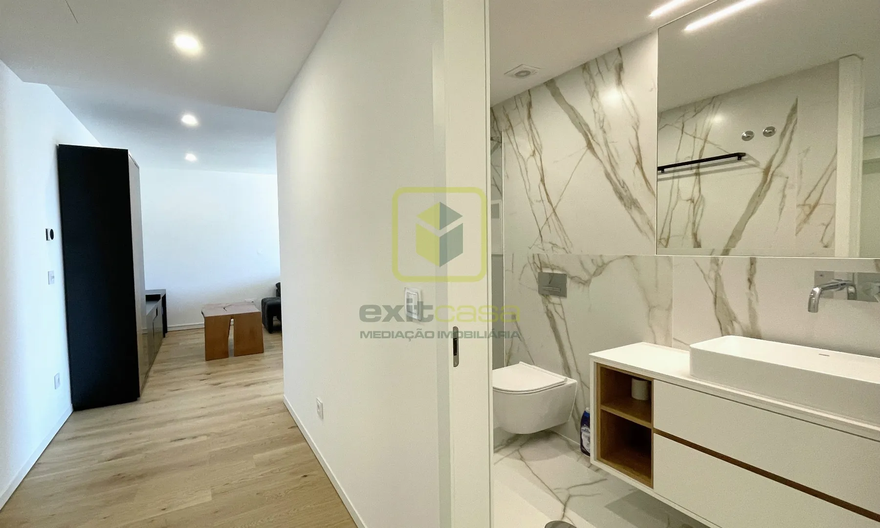 Apartamento T2 - Gl�ria, Aveiro, Aveiro - Miniatura: 6/9