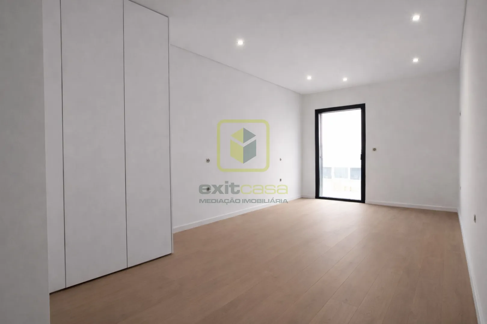 Apartamento T2 - Esgueira, Aveiro, Aveiro - Miniatura: 6/9