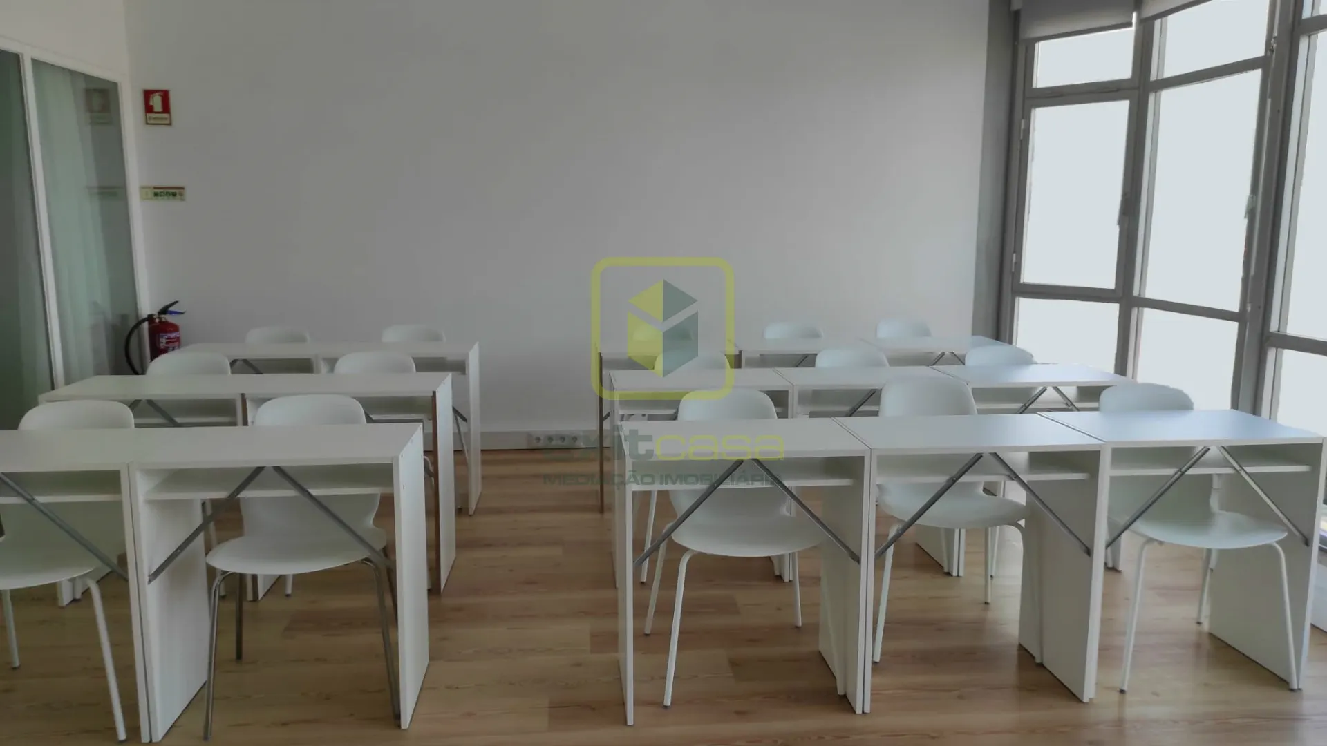 Escritrio T0 - Glria, Aveiro, Aveiro - Miniatura: 1/9