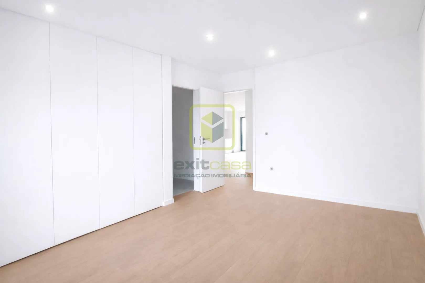 Apartamento T3 - Esgueira, Aveiro, Aveiro - Miniatura: 8/9
