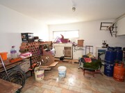 Garagem - Nossa Senhora de Fátima, Entroncamento, Santarém - Miniatura: 1/7