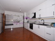 Moradia - S�o Jo�o Baptista, Entroncamento, Santar�m - Miniatura: 9/9