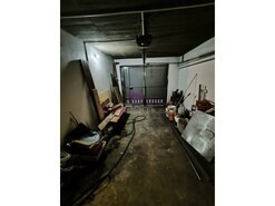 Garagem - Nossa Senhora de Ftima, Entroncamento, Santarm
