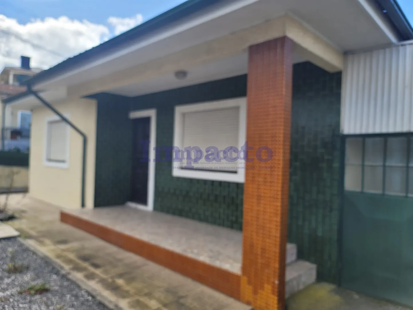 Moradia T3 - Paços de Brandão, Santa Maria da Feira, Aveiro - Imagem grande