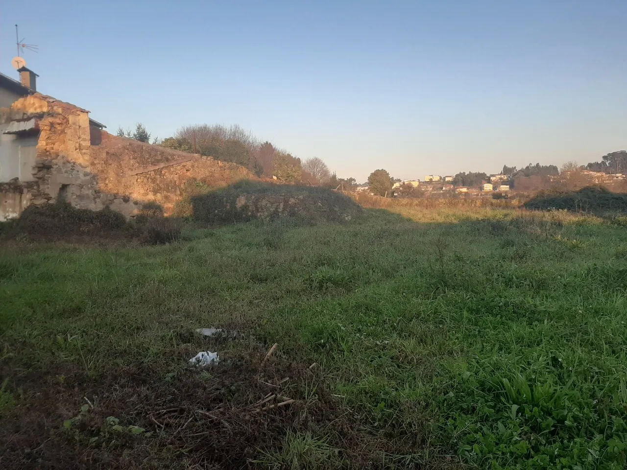 Terreno R�stico - Vila de Cucuj�es, Oliveira de Azem�is, Aveiro