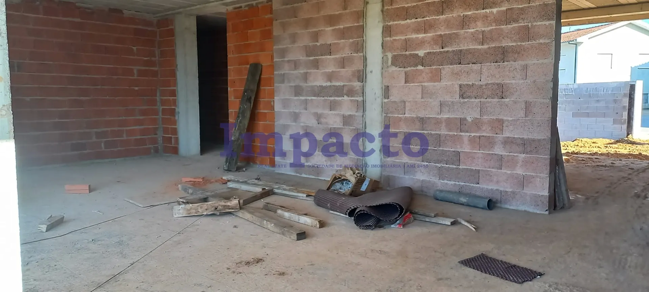 Moradia T4 - Vila de Cucuj�es, Oliveira de Azem�is, Aveiro - Miniatura: 8/9