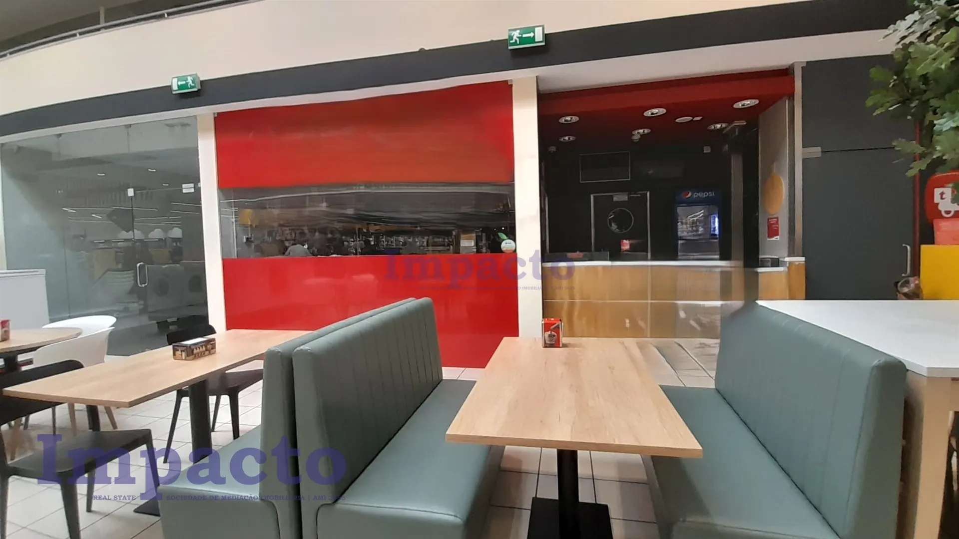Bar/Restaurante T0 - Canedo, Santa Maria da Feira, Aveiro