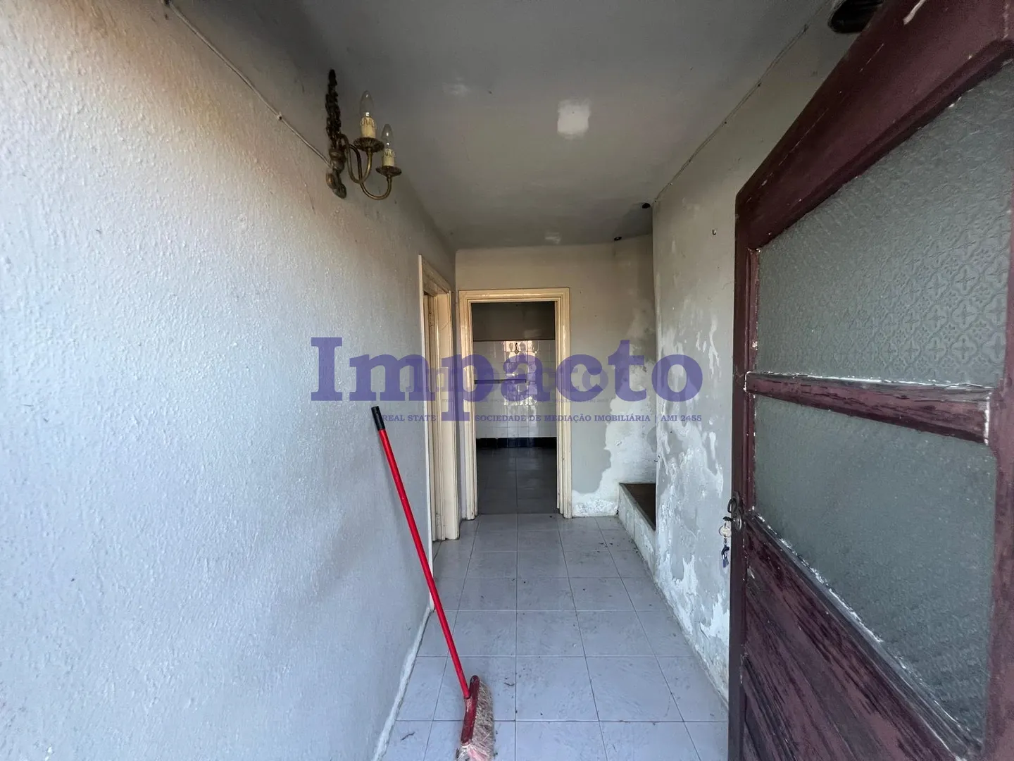 Moradia T3 - Vila de Cucujes, Oliveira de Azemis, Aveiro - Miniatura: 8/9