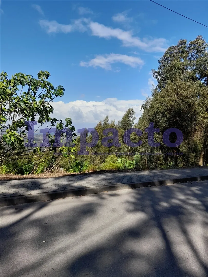 Terreno R�stico - Crestuma, Vila Nova de Gaia, Porto