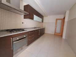 Apartamento T2 - So Joo da Madeira, So Joo da Madeira, Aveiro