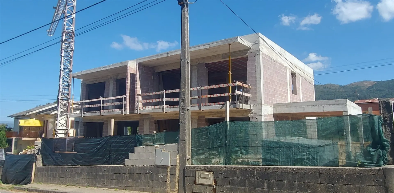 Moradia T3 - Chave, Arouca, Aveiro - Miniatura: 3/9