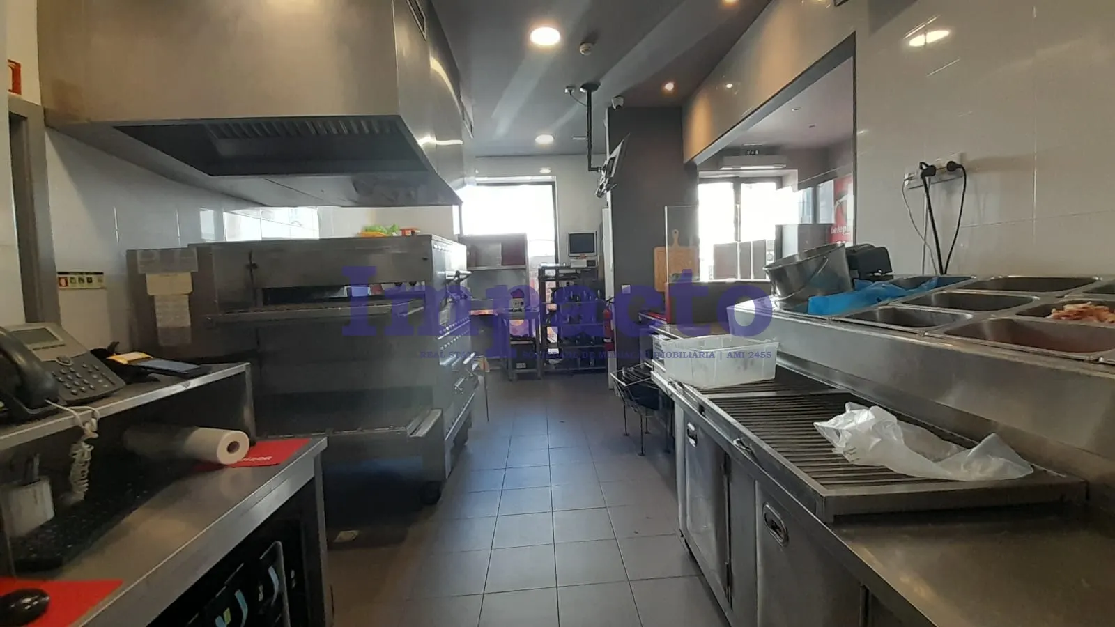 Bar/Restaurante T0 - Espinho, Espinho, Aveiro - Miniatura: 1/9