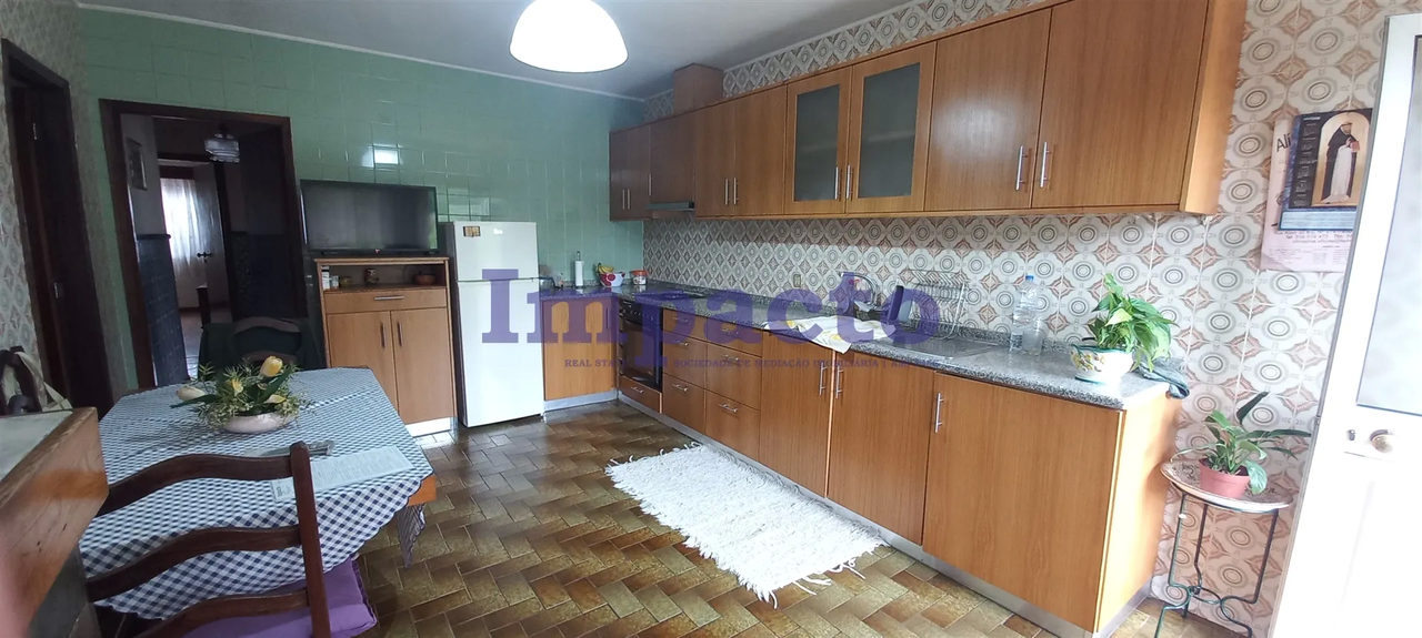 Moradia T3 - Faj�es, Oliveira de Azem�is, Aveiro - Miniatura: 2/9