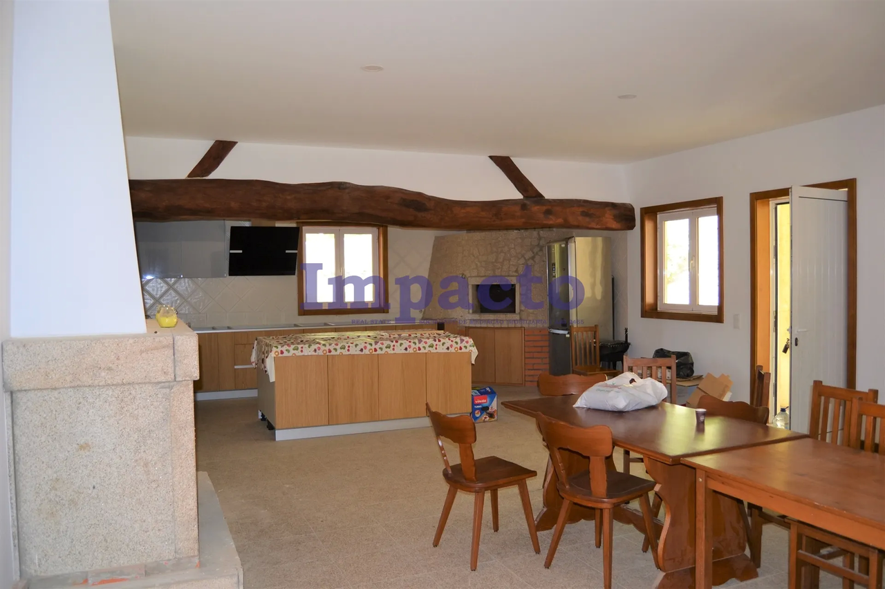 Moradia T6 - Faj�es, Oliveira de Azem�is, Aveiro - Miniatura: 4/9