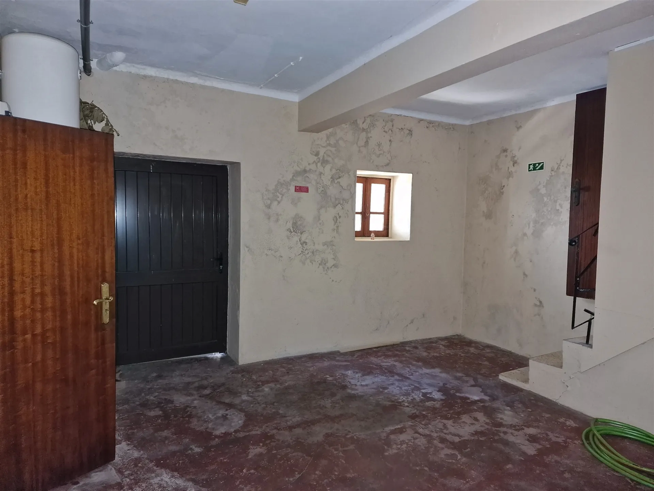 Loja - Carregosa, Oliveira de Azem�is, Aveiro - Miniatura: 6/9