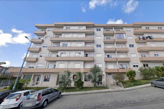 Apartamento T3 - Santiago de Riba-Ul, Oliveira de Azemis, Aveiro - Imagem grande