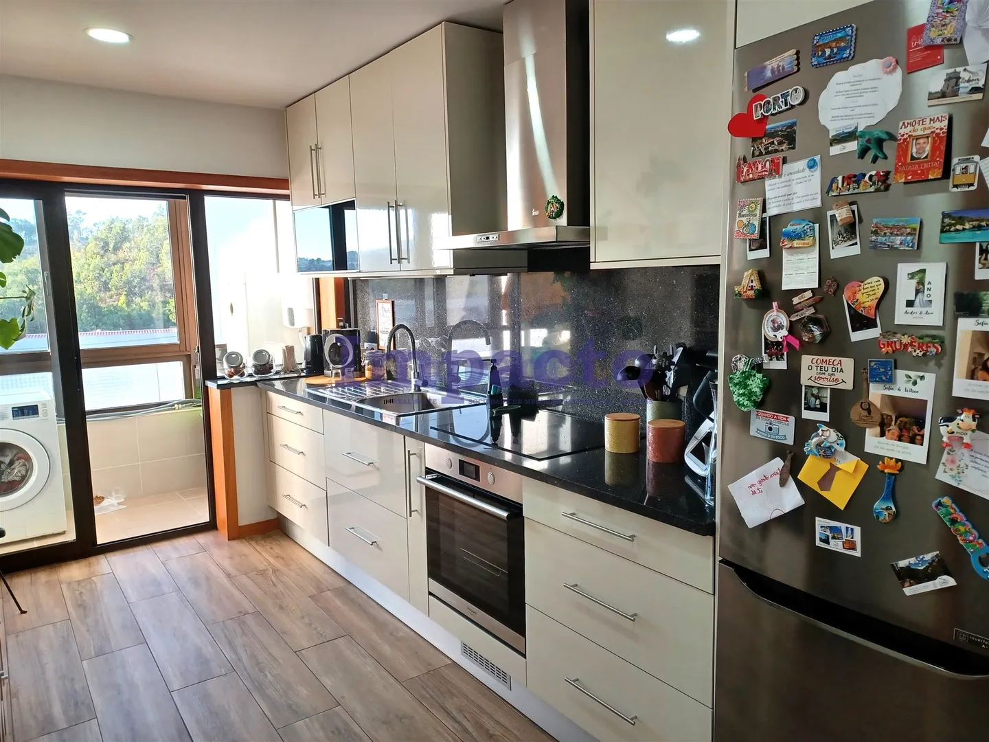 Apartamento T3 - Milheirs de Poiares, Santa Maria da Feira, Aveiro
