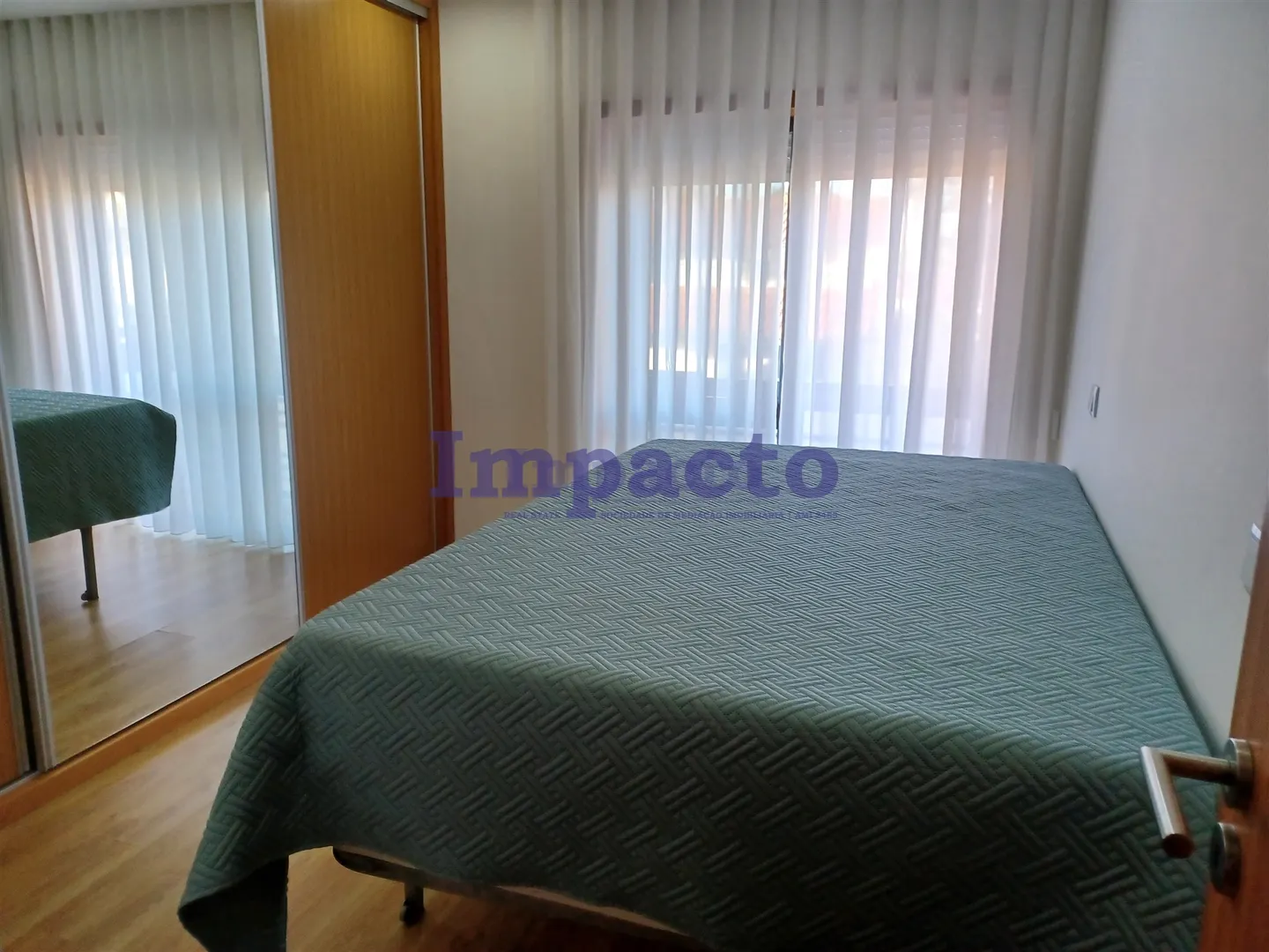 Apartamento T3 - Milheirs de Poiares, Santa Maria da Feira, Aveiro - Miniatura: 4/9
