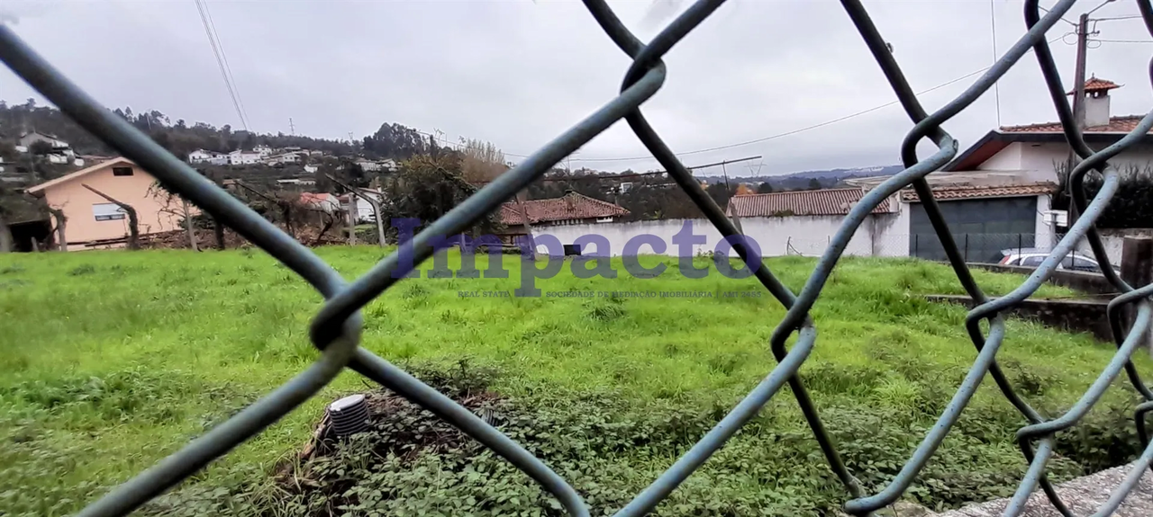 Terreno Rstico - Oliveira de Azemeis, Oliveira de Azemis, Aveiro - Miniatura: 1/4