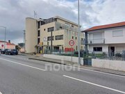 Loja - Lourosa, Santa Maria da Feira, Aveiro - Miniatura: 1/9