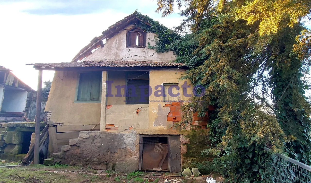 Ruina T0 - Silgueiros, Viseu, Viseu