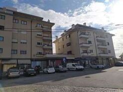 Loja - Paços de Brandão, Santa Maria da Feira, Aveiro