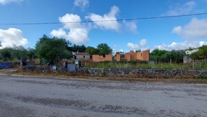 Moradia T2 - Chos, Ferreira do Zzere, Santarm