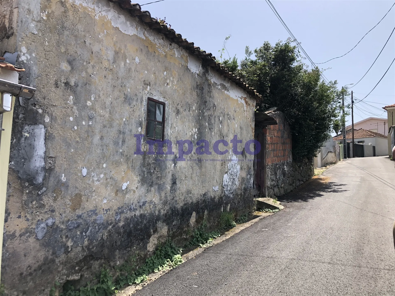 Moradia T1 - Vila de Cucujes, Oliveira de Azemis, Aveiro - Miniatura: 1/9