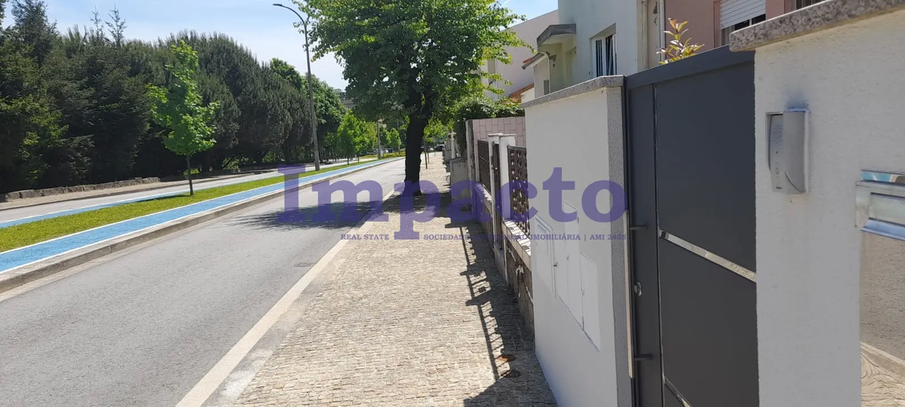 Moradia T2 - São João da Madeira, São João da Madeira, Aveiro