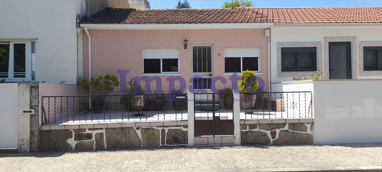 Moradia T2 - So Joo da Madeira, So Joo da Madeira, Aveiro - Miniatura: 2/9