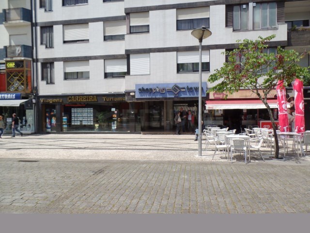 Loja - Vila Nova de Famalico, Vila Nova de Famalico, Braga - Imagem grande