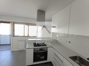 Apartamento T3 - Oliveira do Douro, Vila Nova de Gaia, Porto - Miniatura: 1/9
