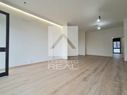 Loja - Cust�ias, Matosinhos, Porto - Miniatura: 2/9