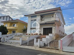 Moradia T3 - S�o Juli�o do Tojal, Loures, Lisboa