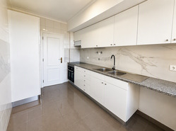 Apartamento T3 - Feij�, Almada, Set�bal - Miniatura: 8/26
