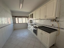 Apartamento T3 - Prior Velho, Loures, Lisboa