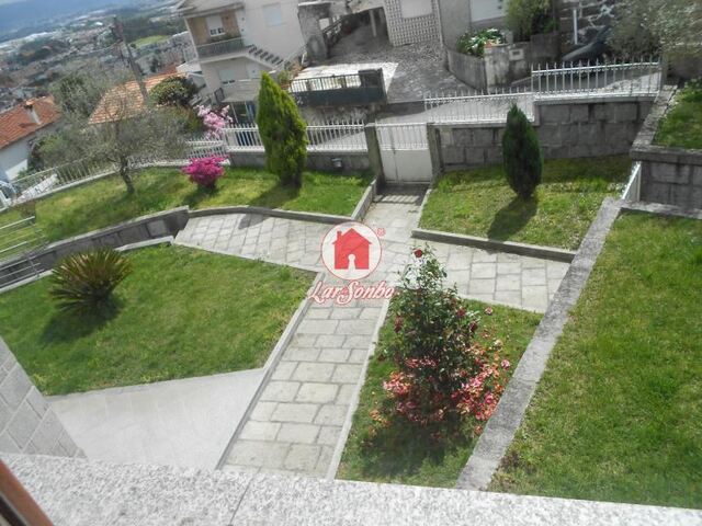 Moradia - Brufe, Vila Nova de Famalic�o, Braga - Imagem grande