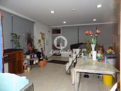 Loja - Nine, Vila Nova de Famalic�o, Braga