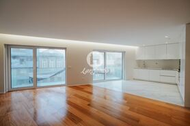 Apartamento T3 - P�voa de Varzim, P�voa de Varzim, Porto - Miniatura: 1/17