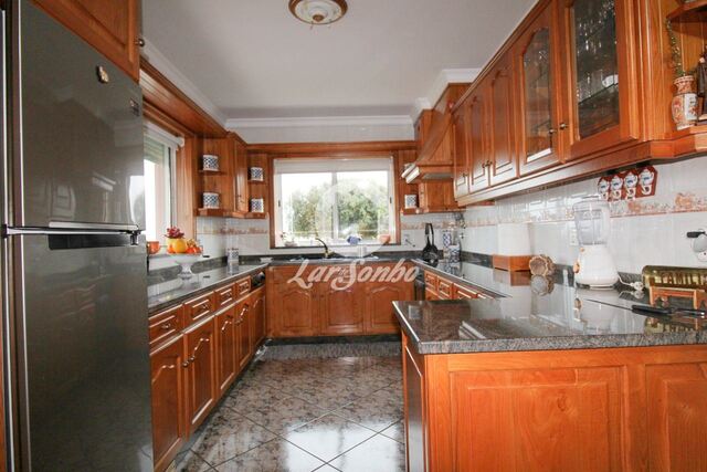 Moradia > T6 - A Ver-o-Mar, P�voa de Varzim, Porto - Imagem grande
