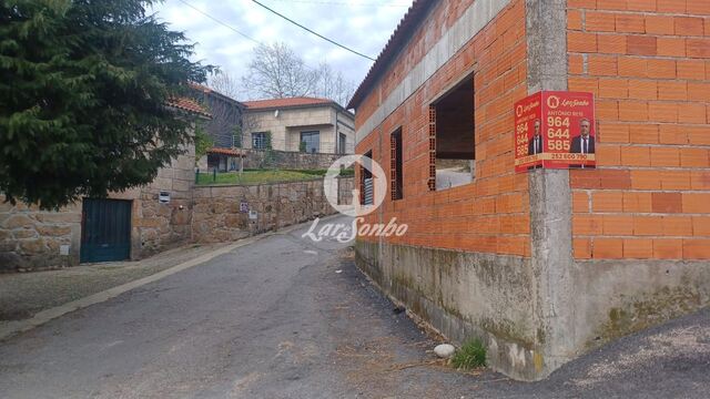 Moradia T3 - Cabril, Montalegre, Vila Real - Imagem grande