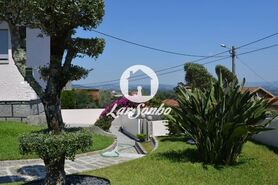 Moradia T3 - Brufe, Vila Nova de Famalic�o, Braga