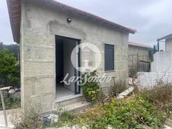 Moradia T4 - Rebord�es, Santo Tirso, Porto - Miniatura: 20/20